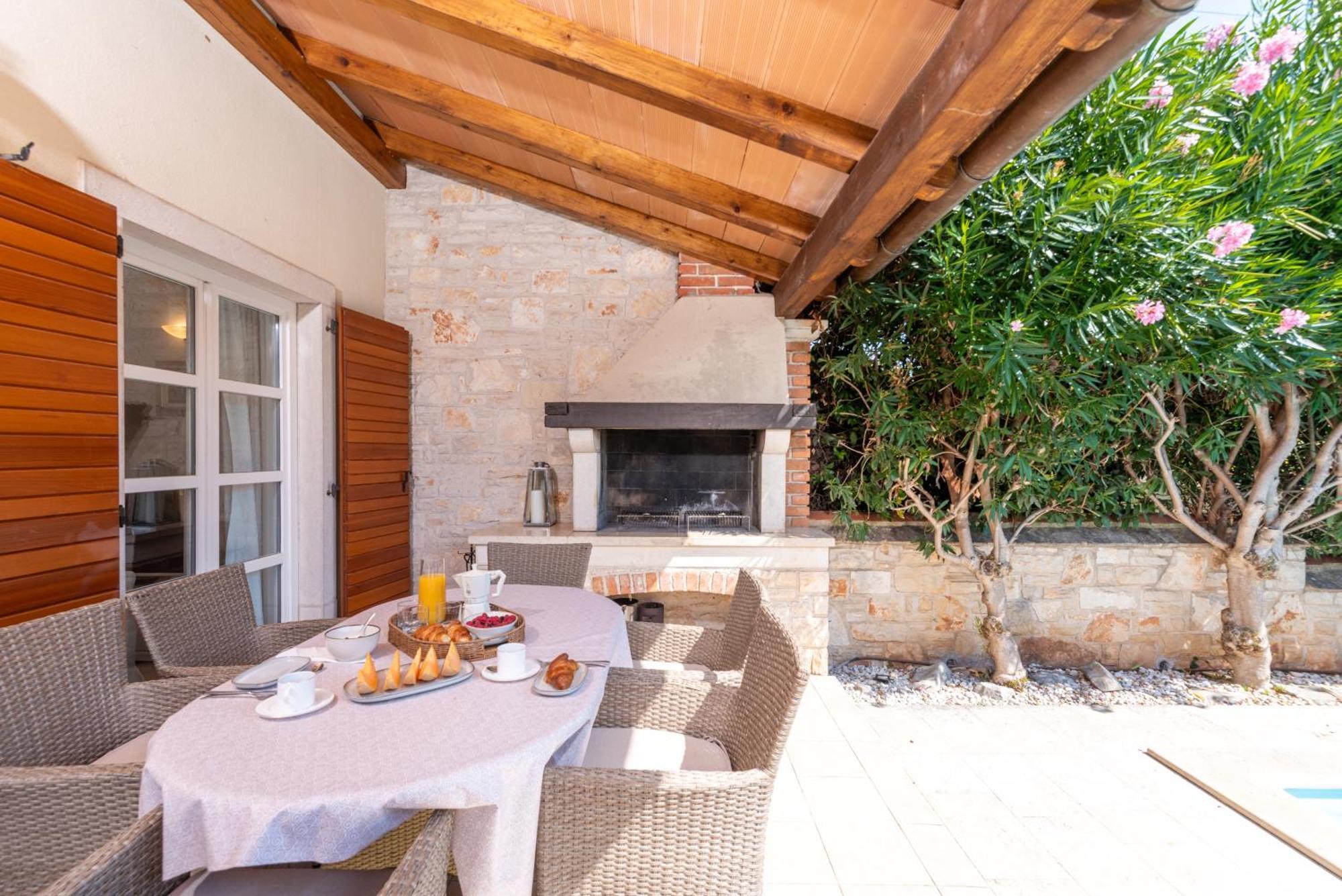 Villa Mia Lea Тар Экстерьер фото